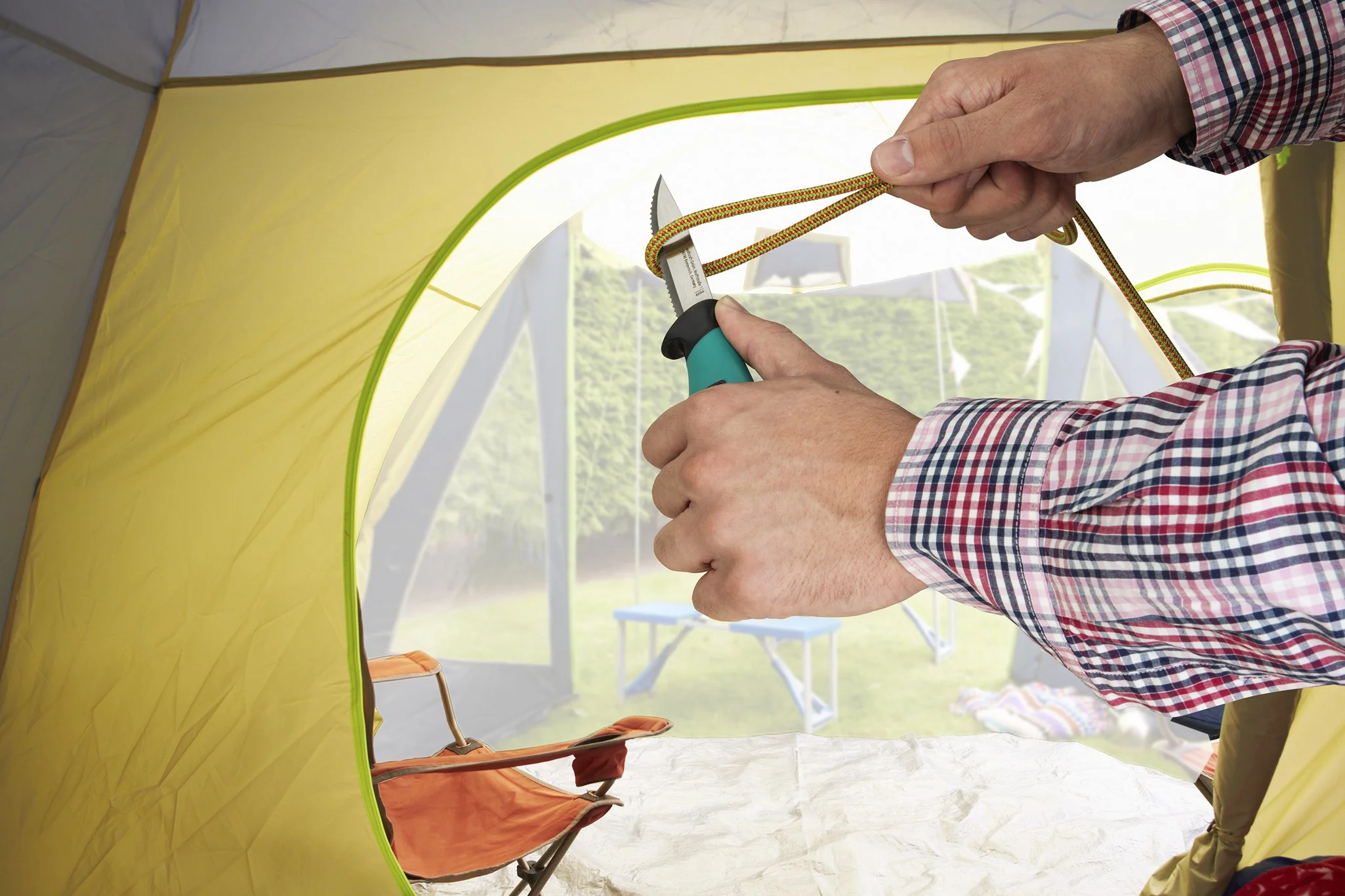 Outdoormesser mit gezahnter Klinge und Köcher - Image 3